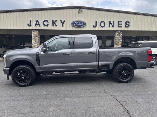 2026 Ford Super Duty F-250 F-250® Lariat®