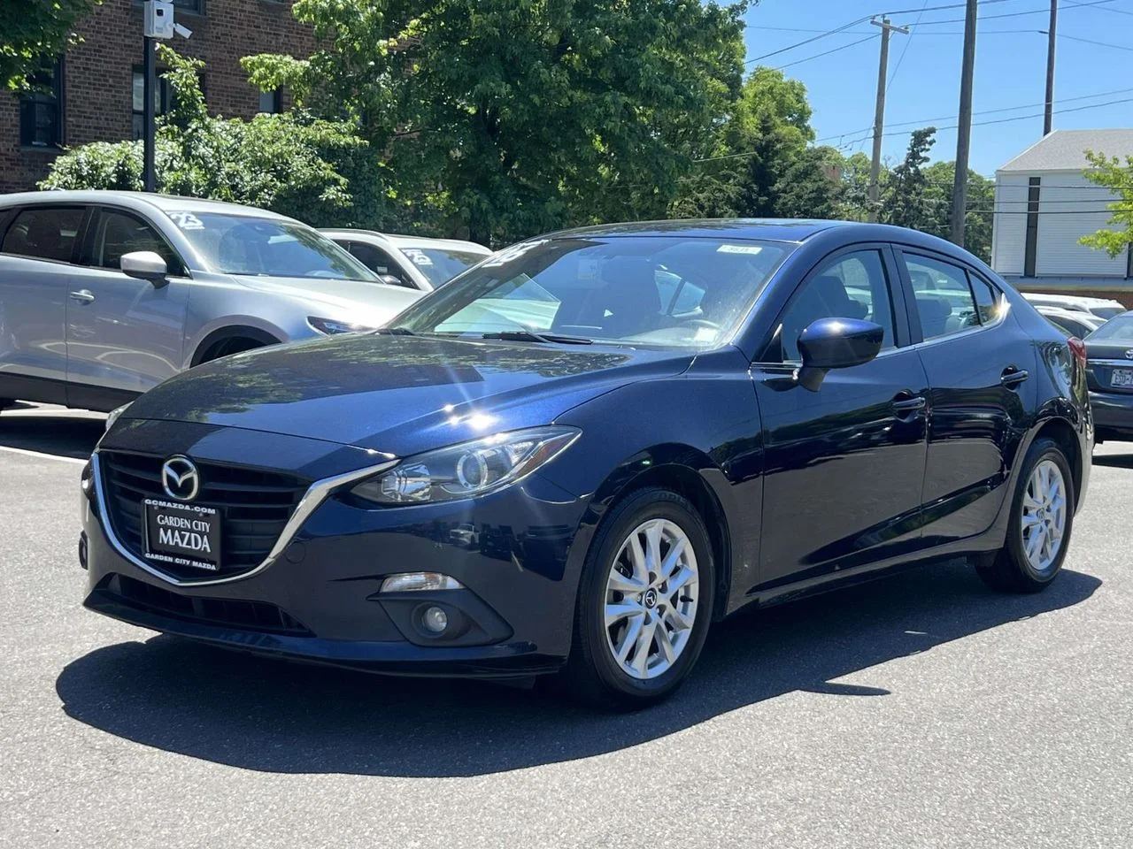 Used 2016 Mazda MAZDA3 i Touring with VIN 3MZBM1W79GM253975 for sale in Huntington, NY