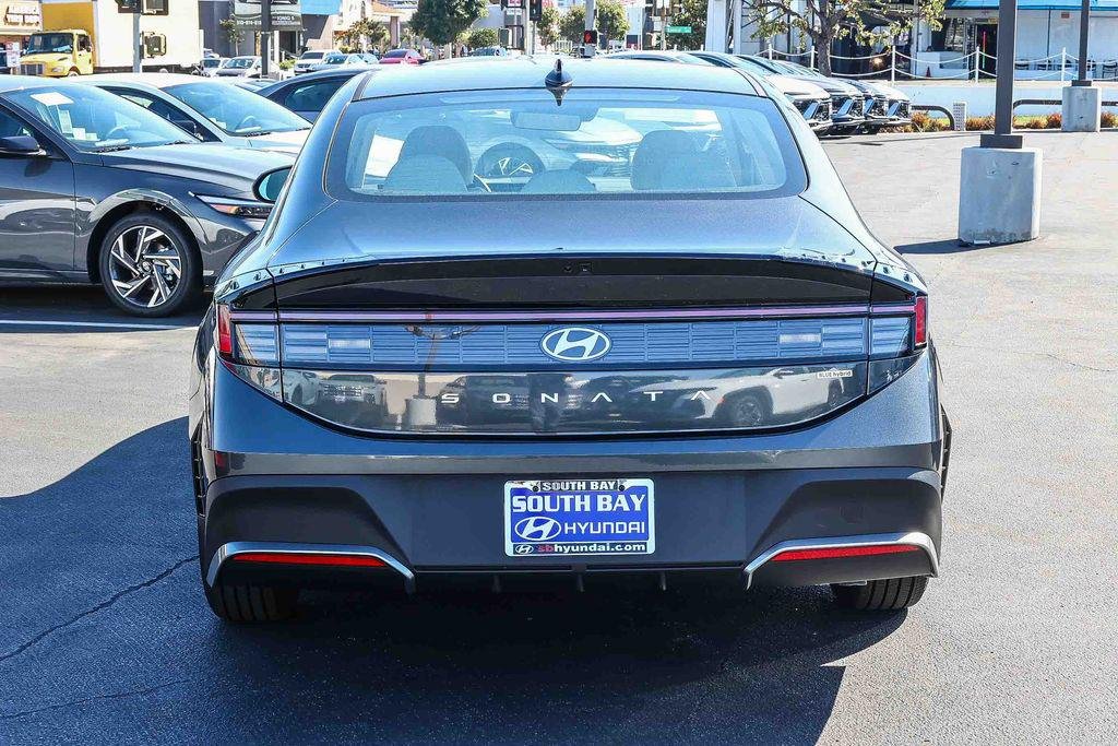 New 2026 Gray Hyundai Blue image 5