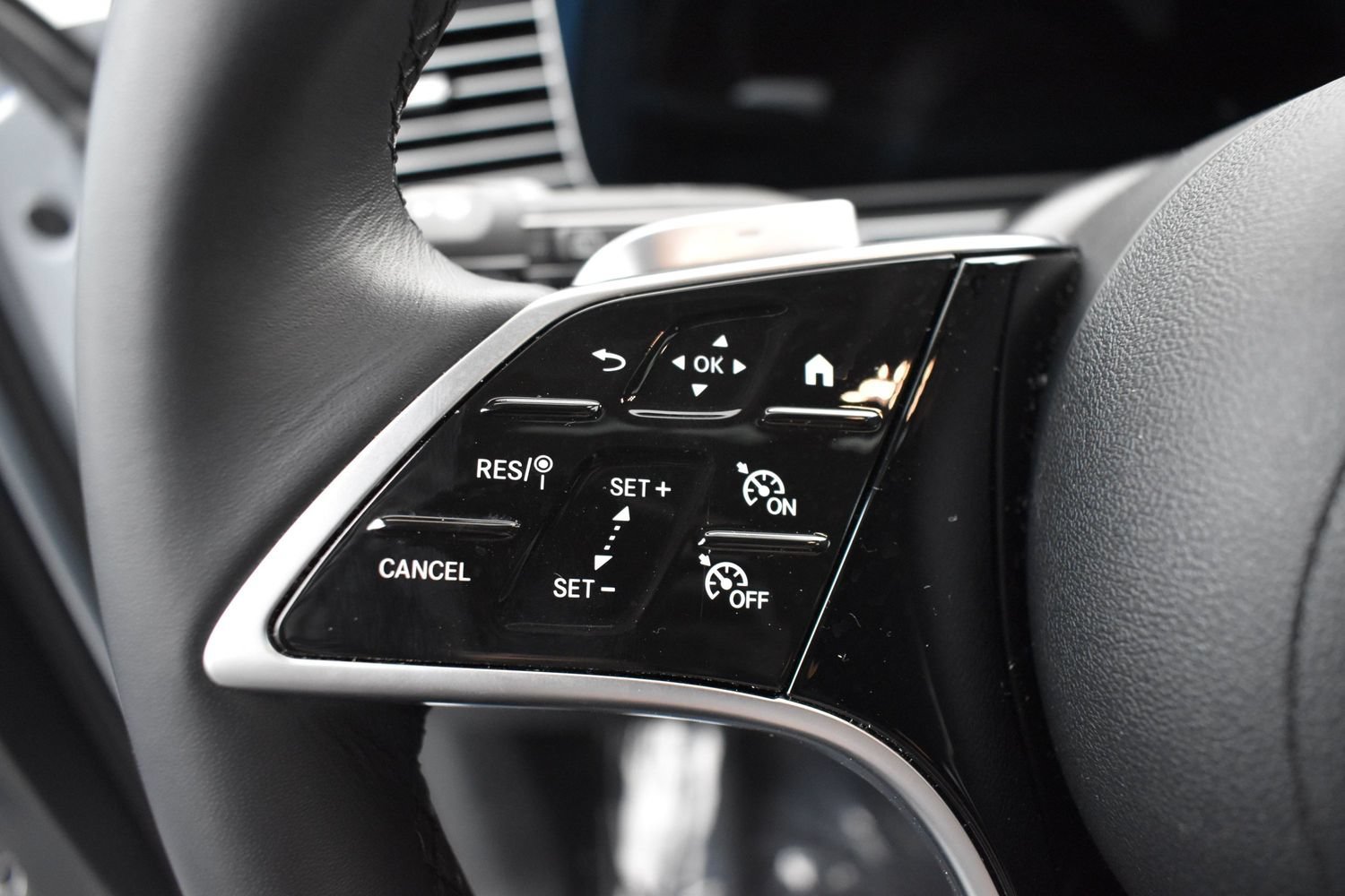 Used 2026 Silver Mercedes-Benz GLE 580 image 6