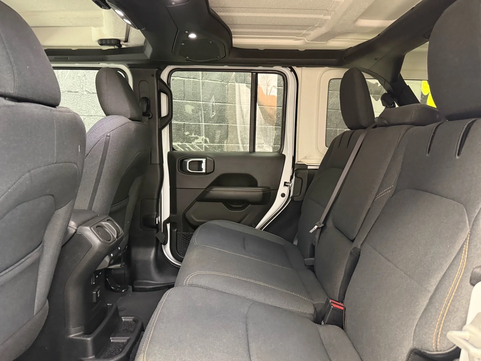 Used 2024 Bright White Clear Coat (pw7) Jeep Sahara 4xe image 29