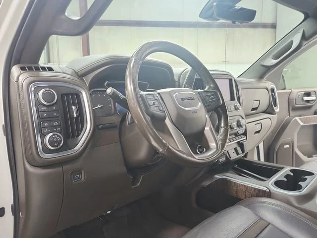 Used 2019 WHITE FROST TRICOAT GMC Denali image 18