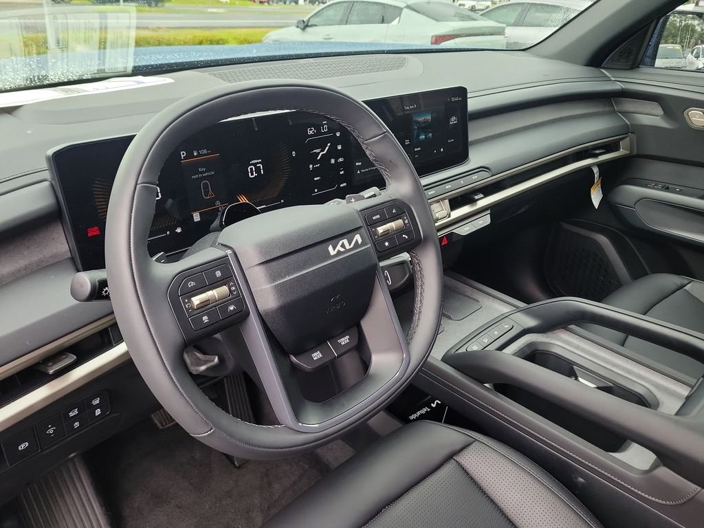 New 2027 Black Kia S image 24