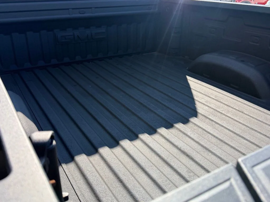 Used 2025 Gray GMC AT4 image 9