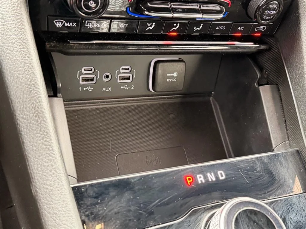 Used 2025 Black Jeep Altitude X image 26