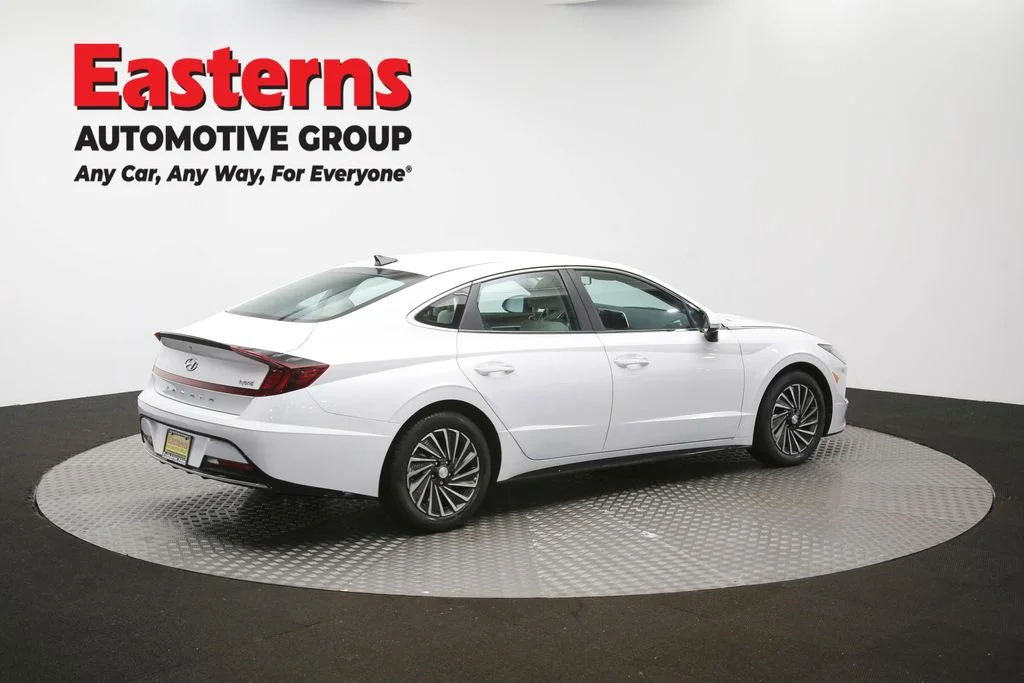 Used 2023 White Hyundai SEL image 41