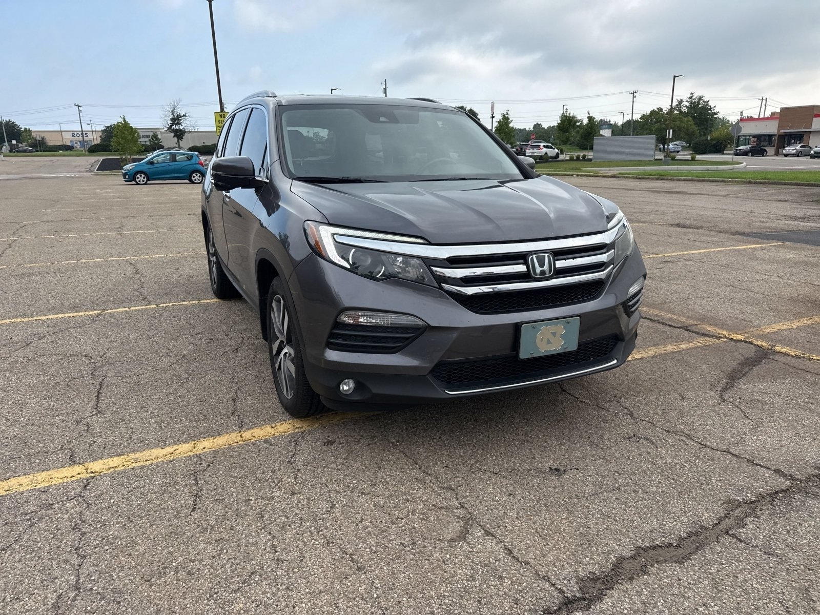 Used 2017 Modern Steel Metallic Honda Touring image 15