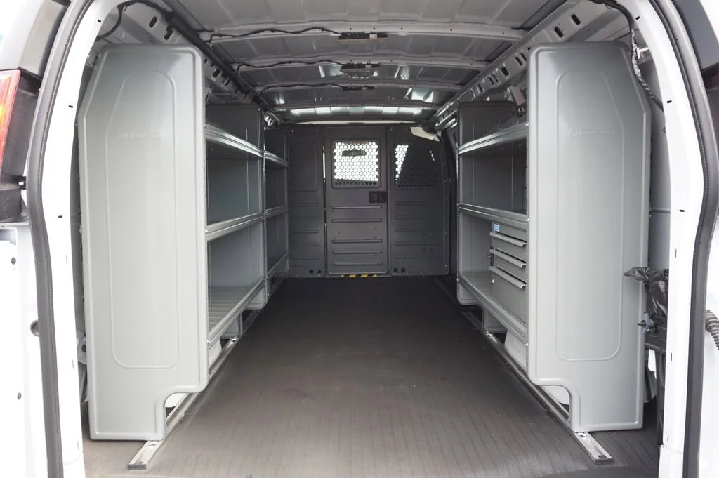 2025 Chevrolet Express Cargo Work Van - Photo 17