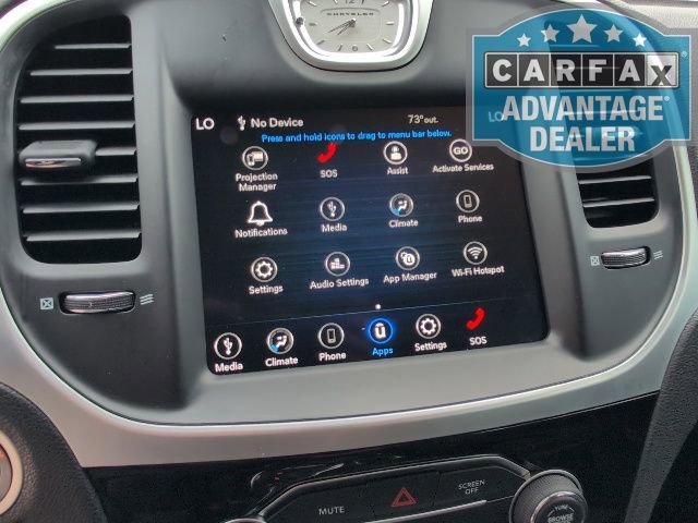 2023 Chrysler 300 Touring - Photo 19