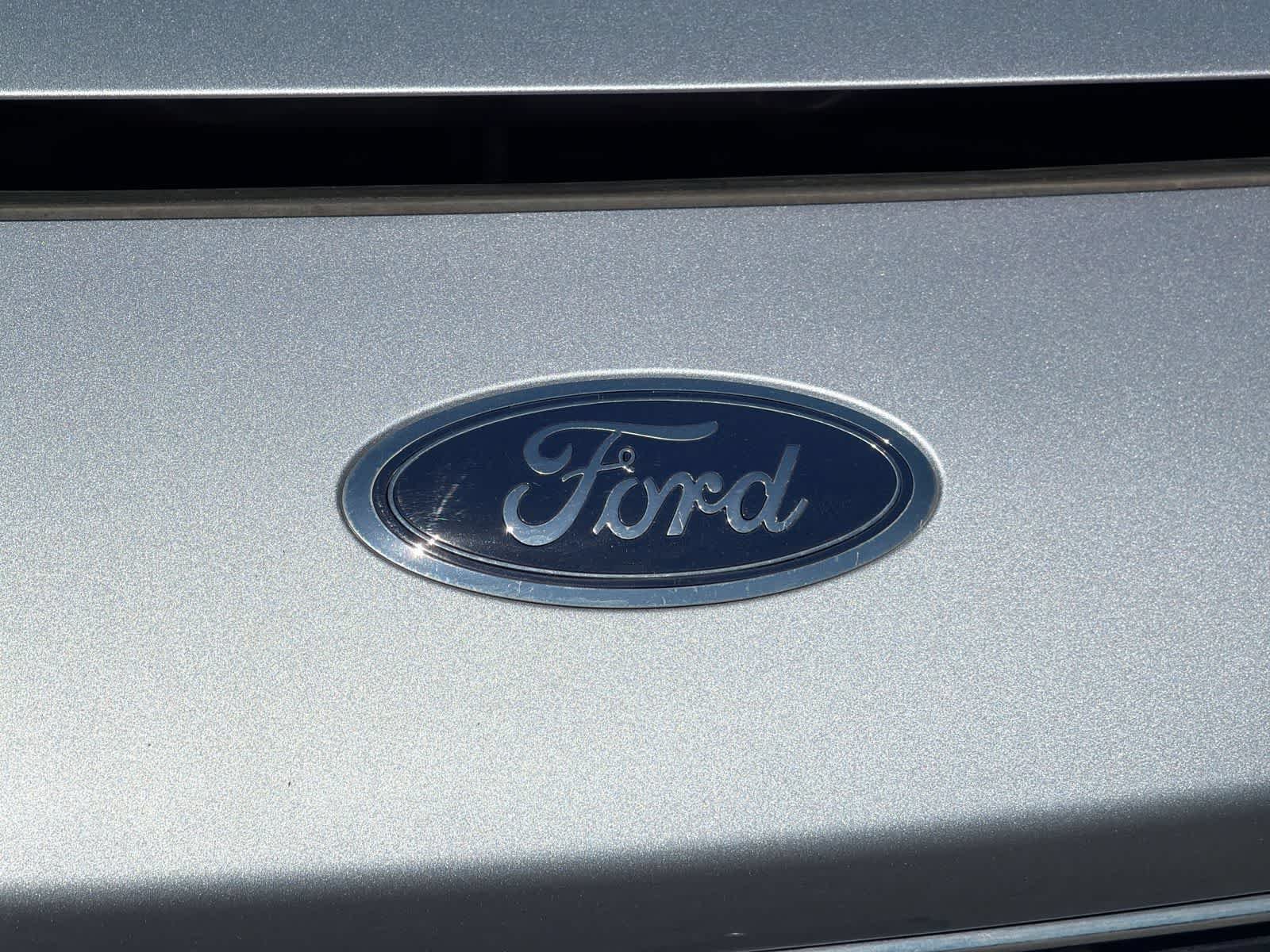 Certified Used 2022 Iced Blue Silver Metallic Ford SE image 12