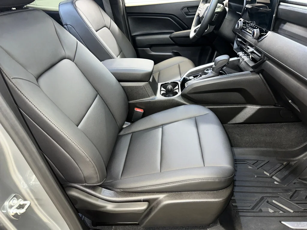 2026 Chevrolet Colorado Trail Boss - Photo 30