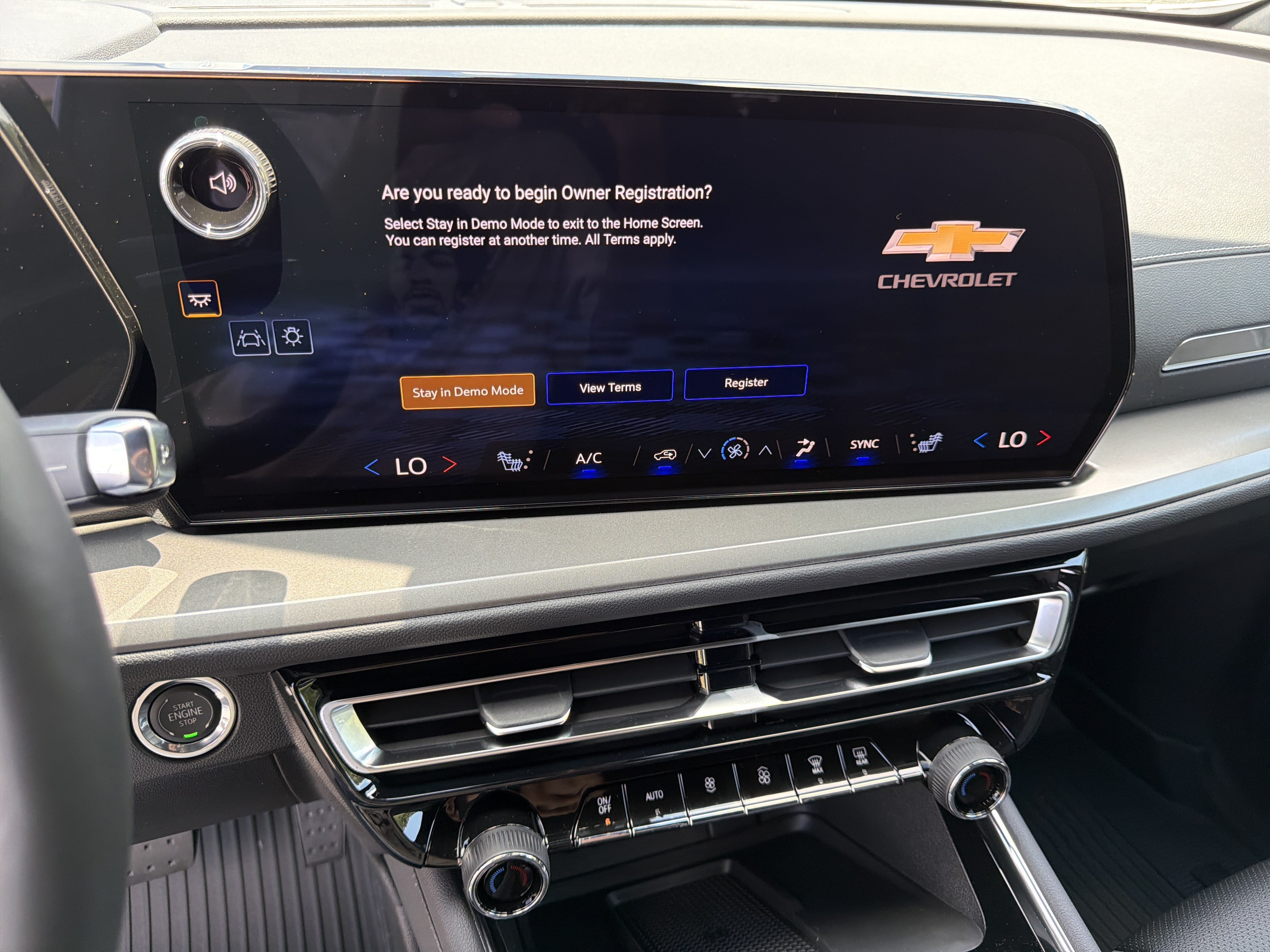 2026 Chevrolet Traverse LT - Photo 29