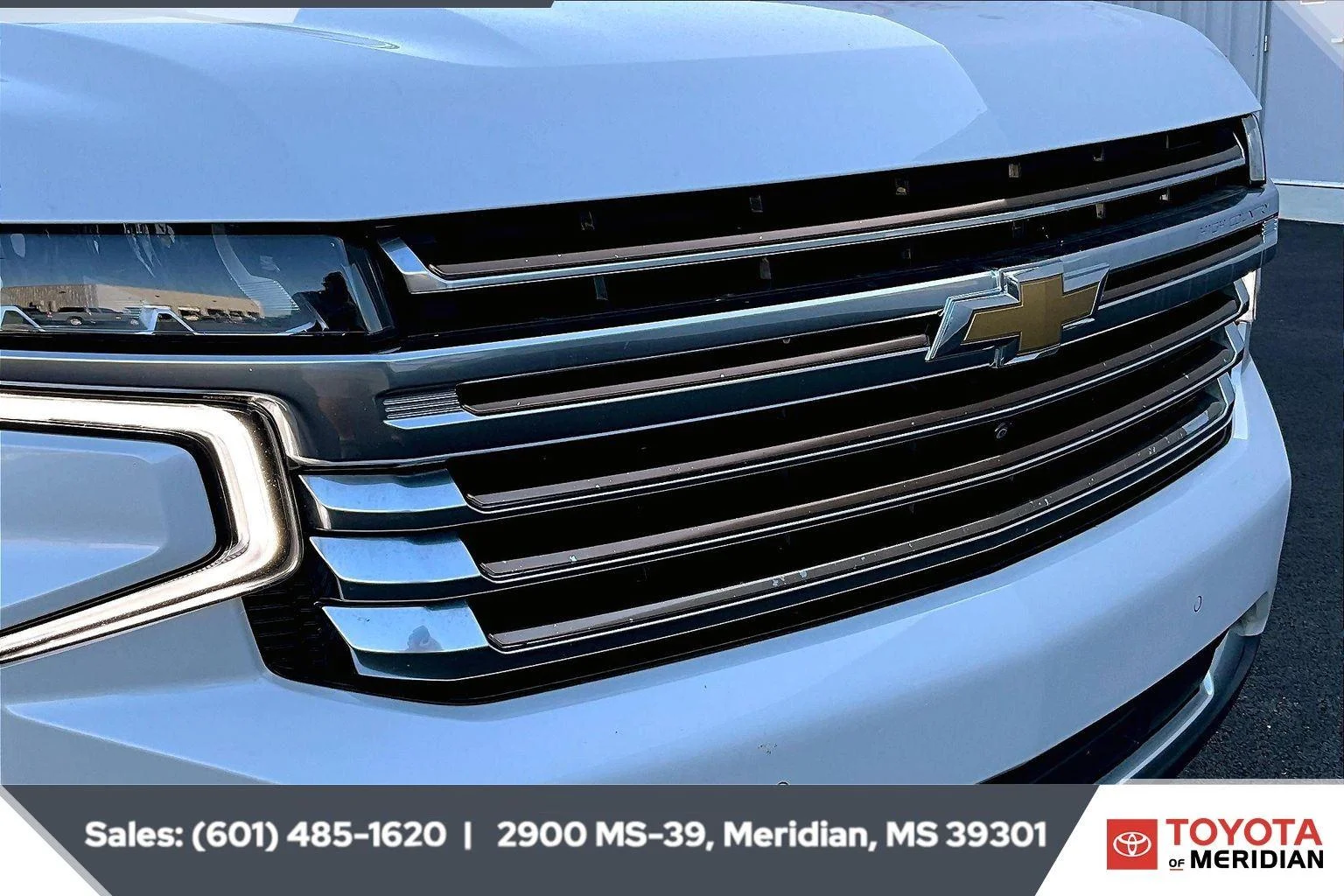 Used 2022 Iridescent Pearl Tricoat Chevrolet High Country image 21