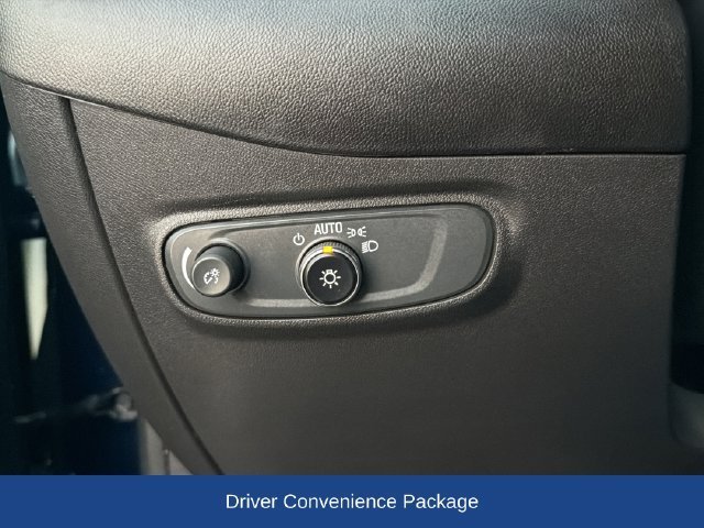Used 2023 BLUE GLOW METALLIC Chevrolet LT image 14
