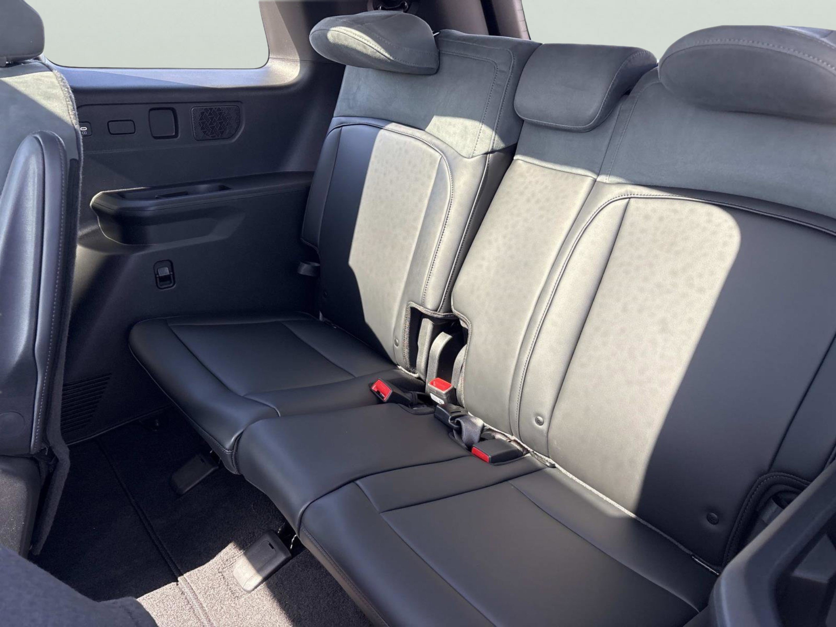 2027 Kia Telluride X-Pro SX Prestige - Photo 19