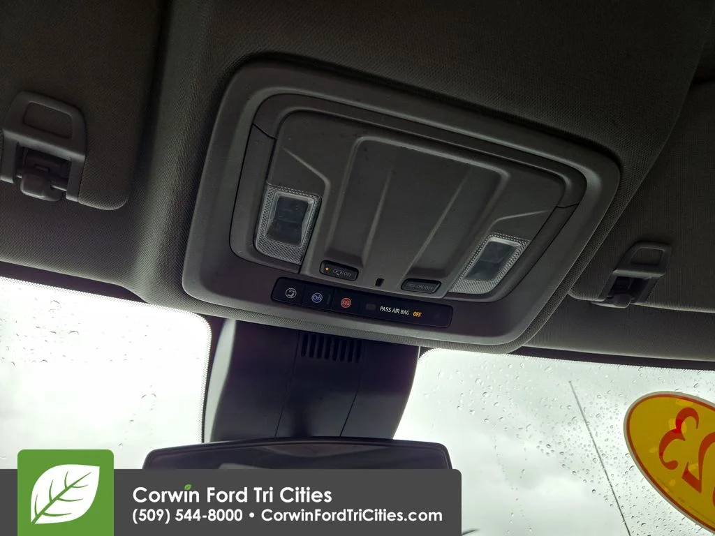Used 2023 Summit White GMC Elevation image 26