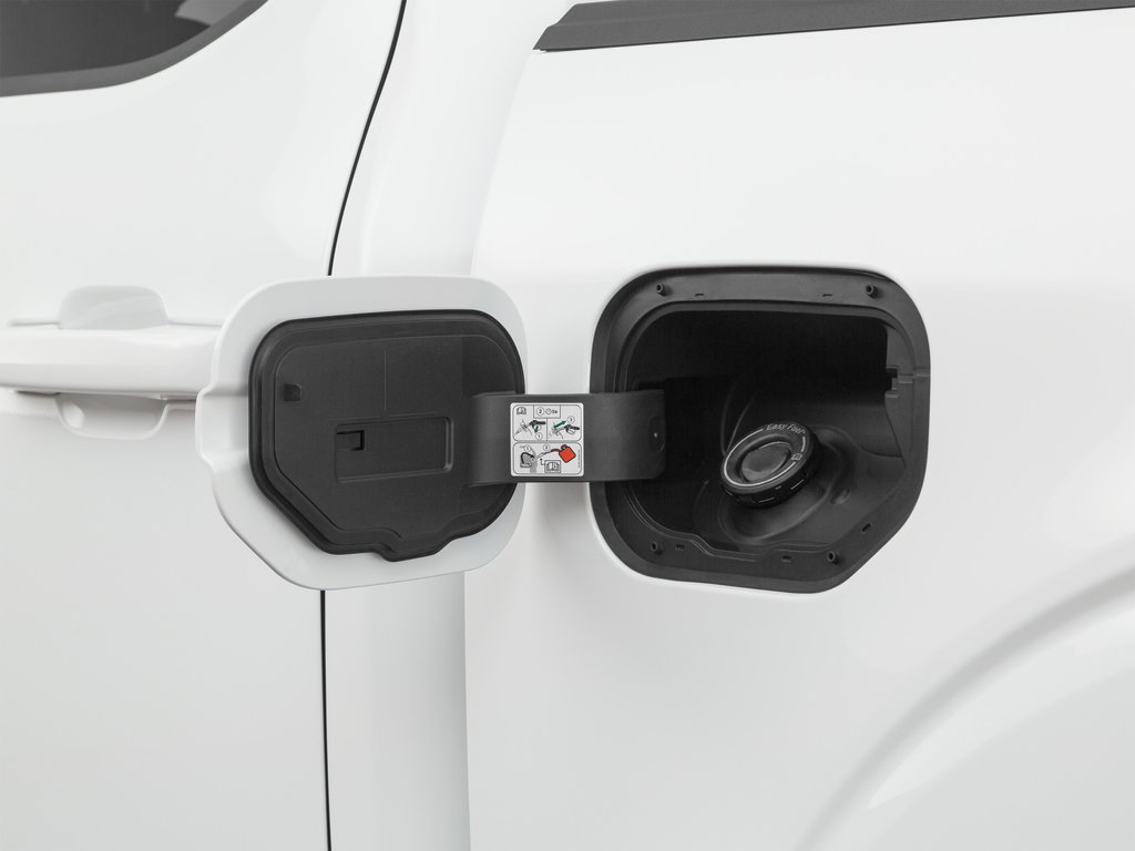 Used 2022 White Ford XLT image 55