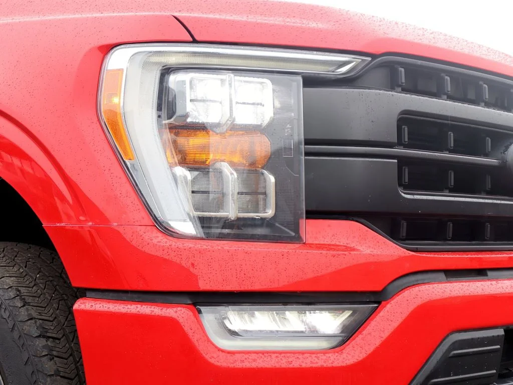 Used 2021 Race Red Ford LARIAT image 28