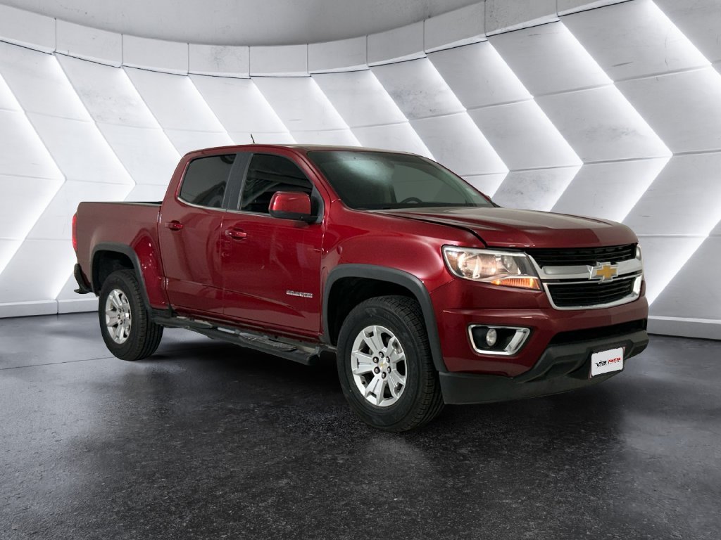 Used 2018 Red Chevrolet LT image 1