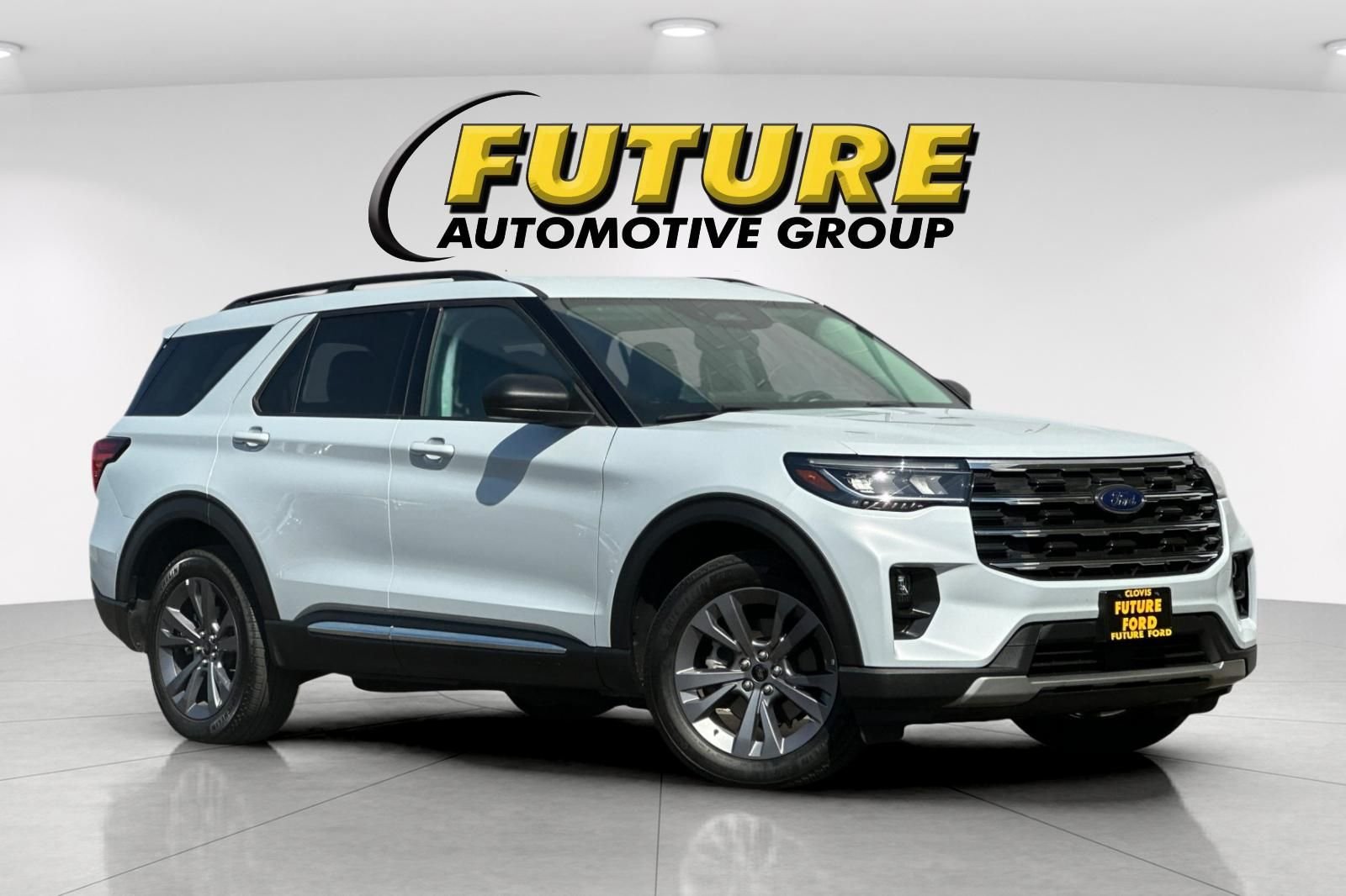 Used 2025 White Ford Active image 1