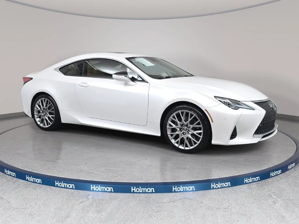 Used 2019 White Lexus 350 image 4