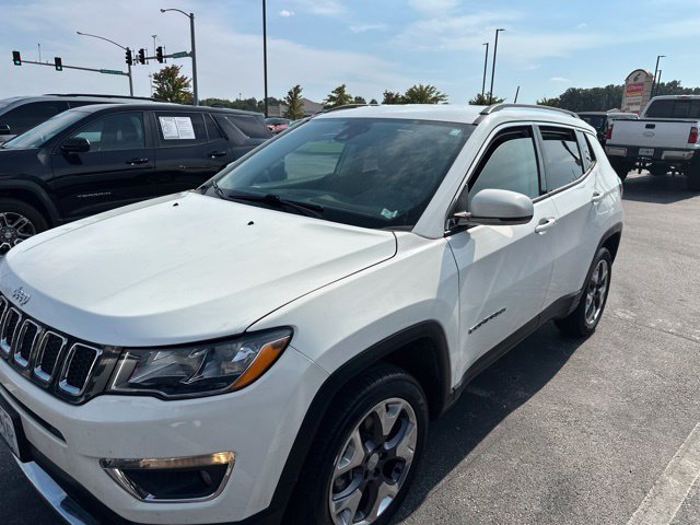 Used 2021 White Jeep Limited 4X4 image 3