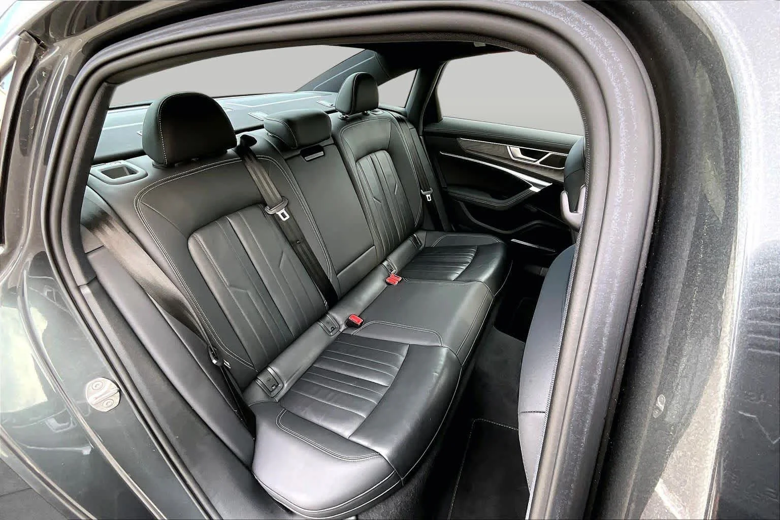 Used 2024 Daytona Gray Pearl Effect Audi Premium Plus image 20