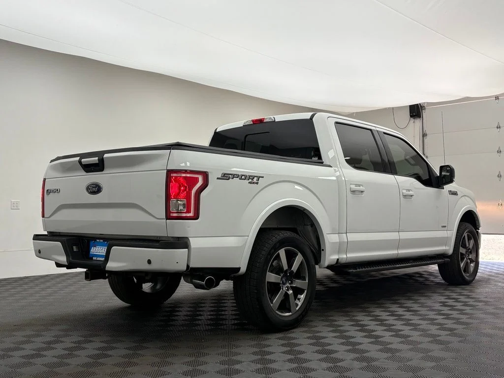 Used 2016 Oxford White Ford XLT image 8