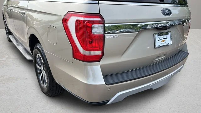 Used 2018 Gold Ford XLT image 37