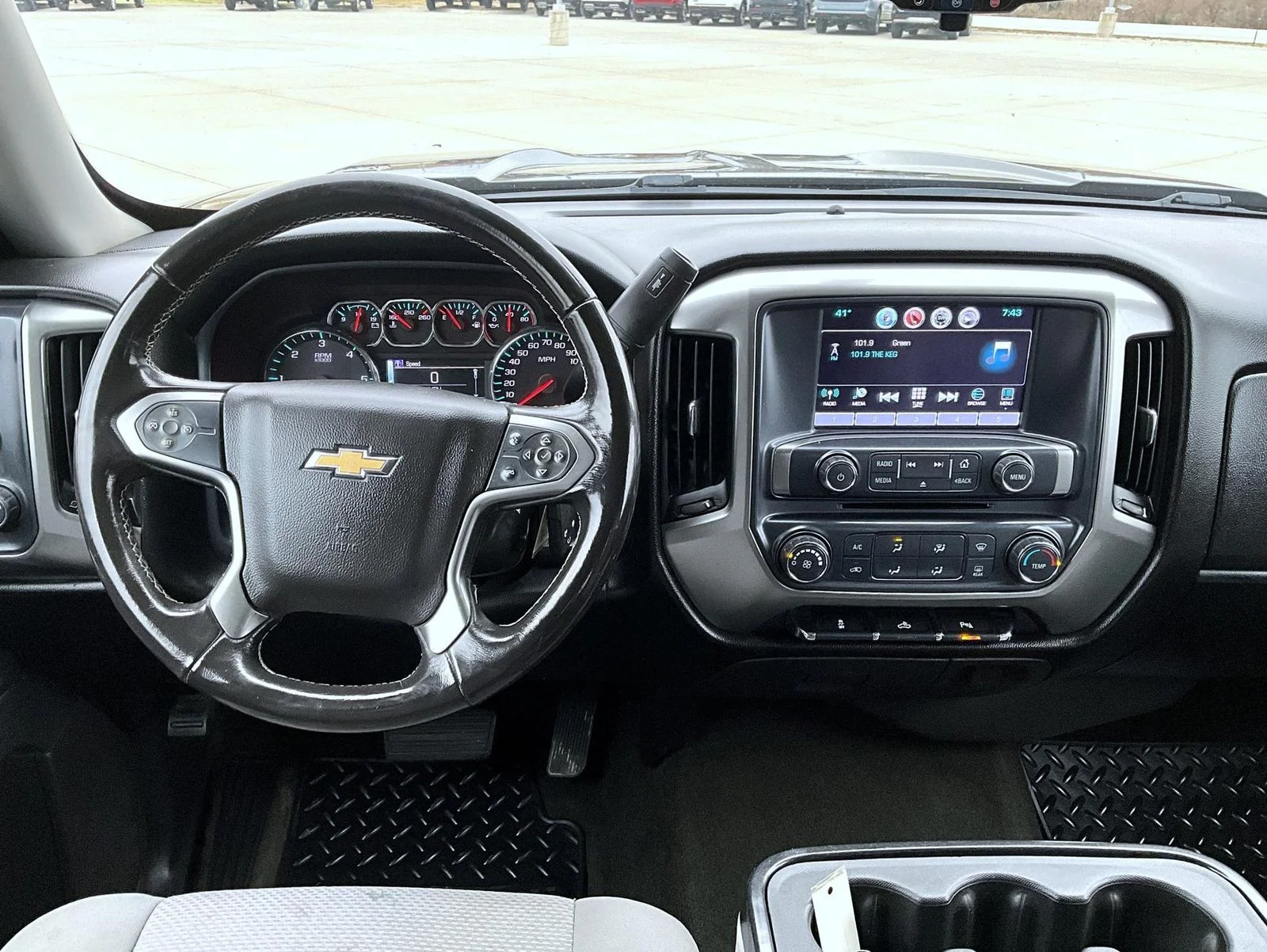 Used 2018 Black Chevrolet LT image 12