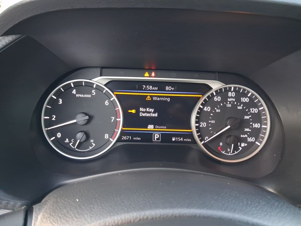 Used 2025 White Nissan SR image 23