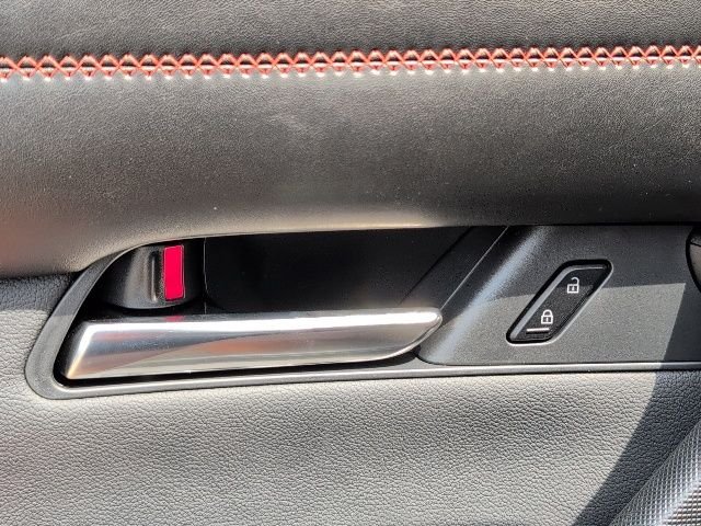 2025 Mazda CX-50 Premium Plus - Photo 16