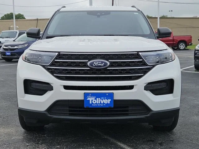 Used 2024 White Metallic Ford XLT image 3