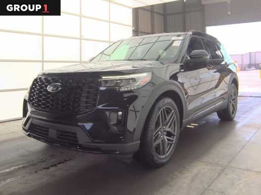 2025 Ford Explorer ST-LINE RWD (PL535)'s photo