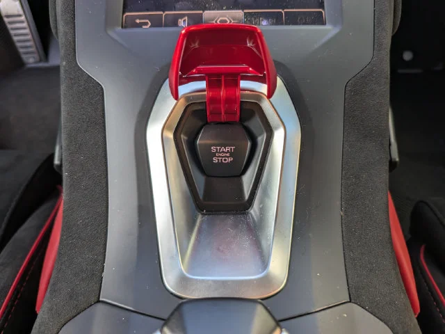 Used 2023 Black Lamborghini Base image 21