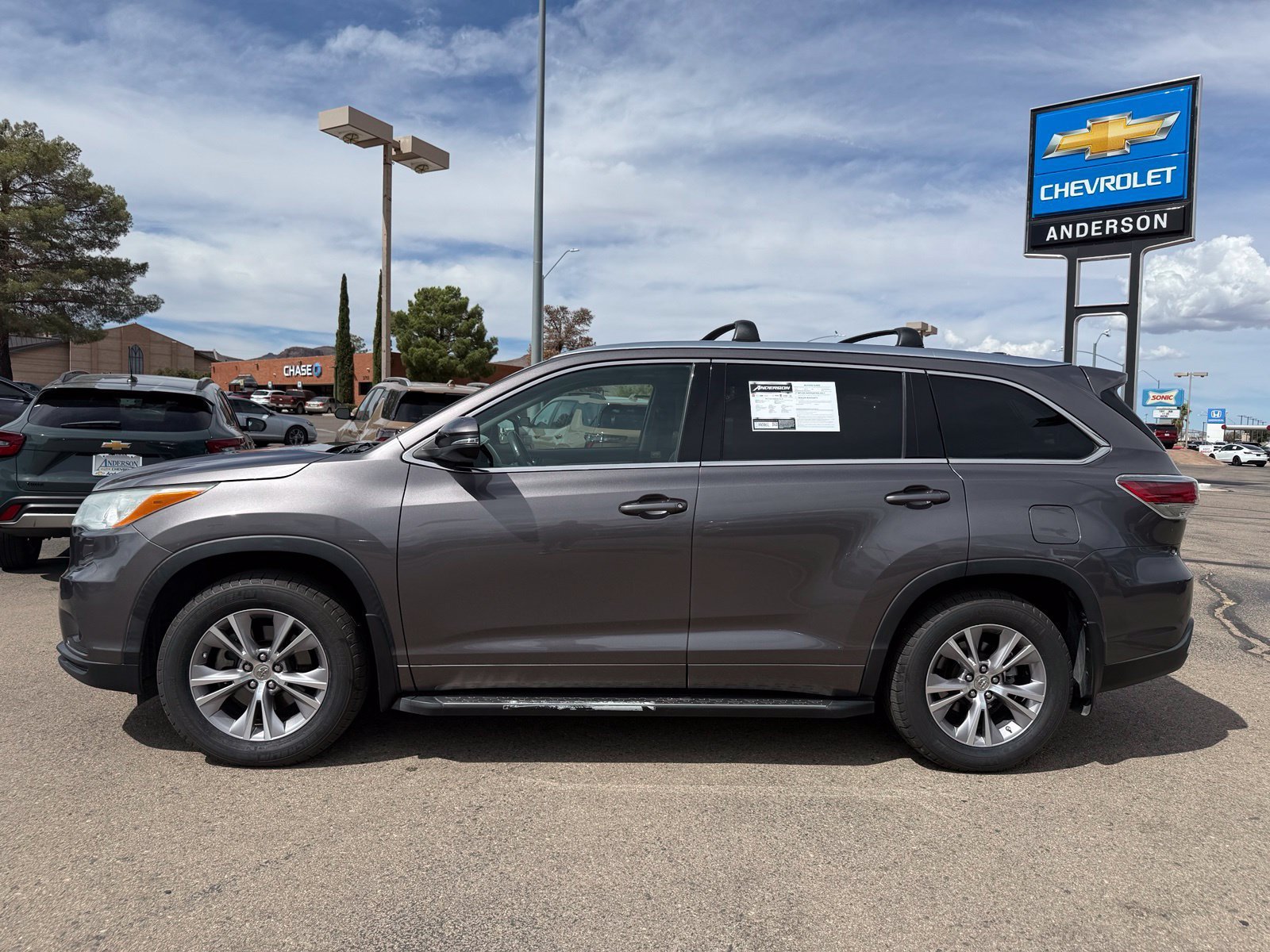 2014 Toyota Highlander XLE - Photo 11