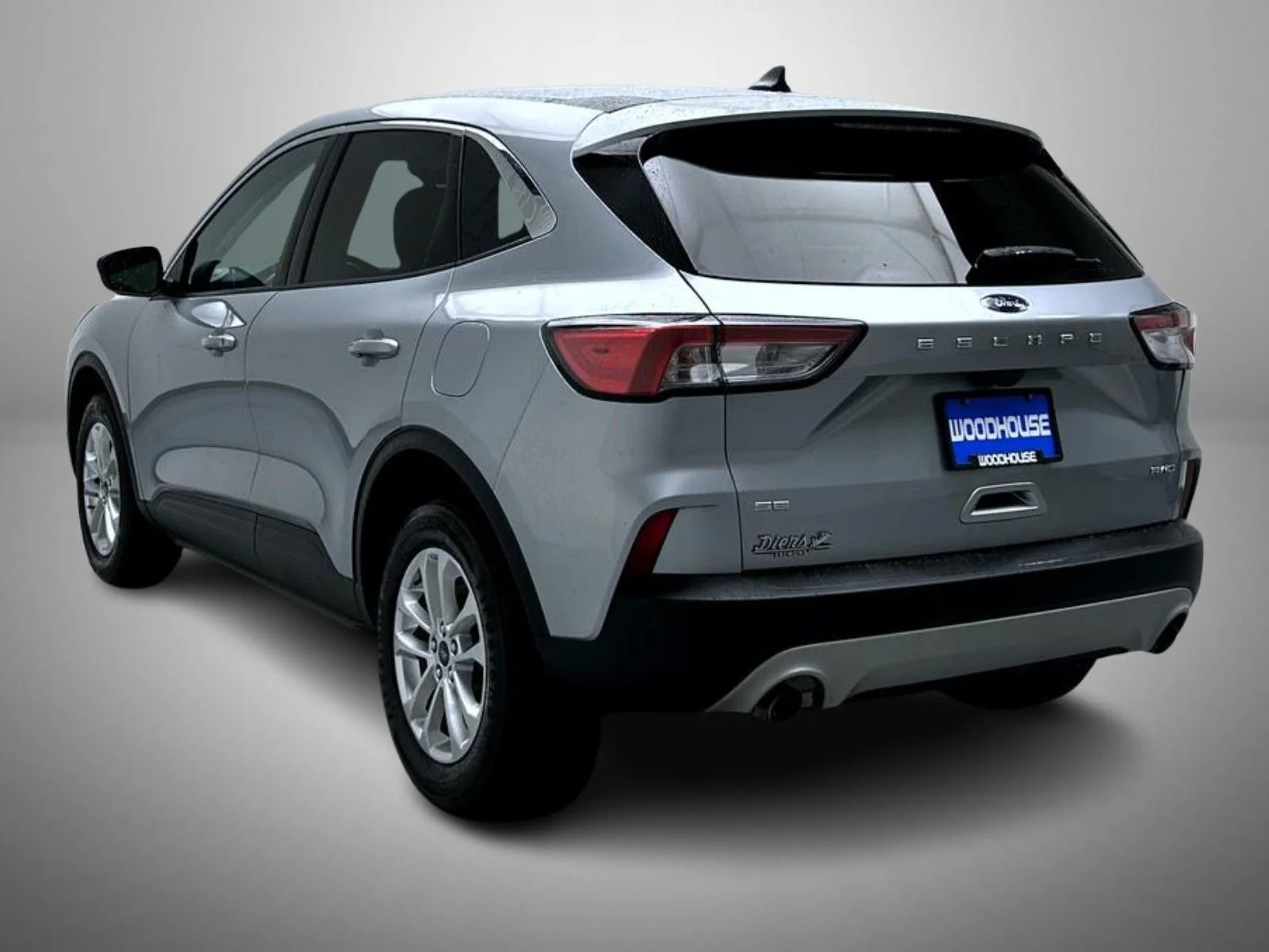 Used 2021 Silver Ford SE image 7