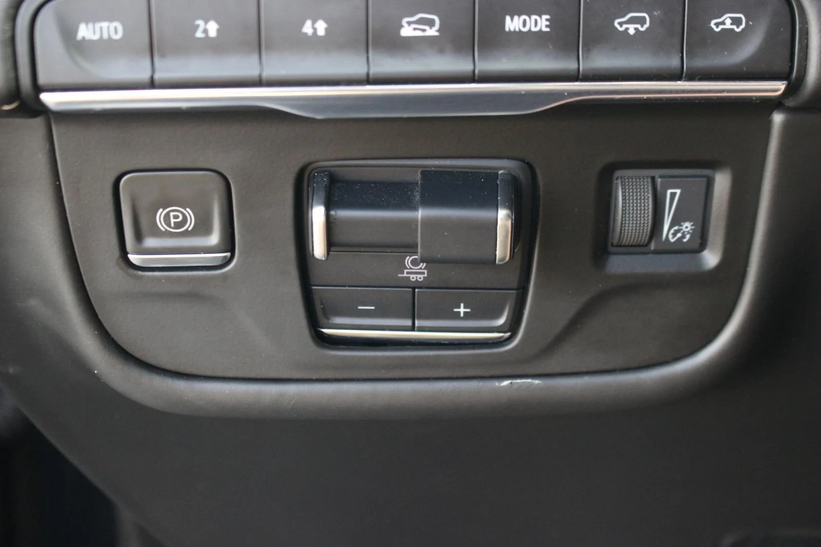Used 2021 BLACK RAVEN Cadillac Sport Platinum image 30
