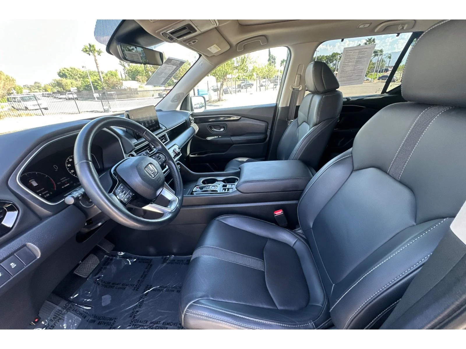 Used 2024 Crystal Black Pearl Honda Touring image 10