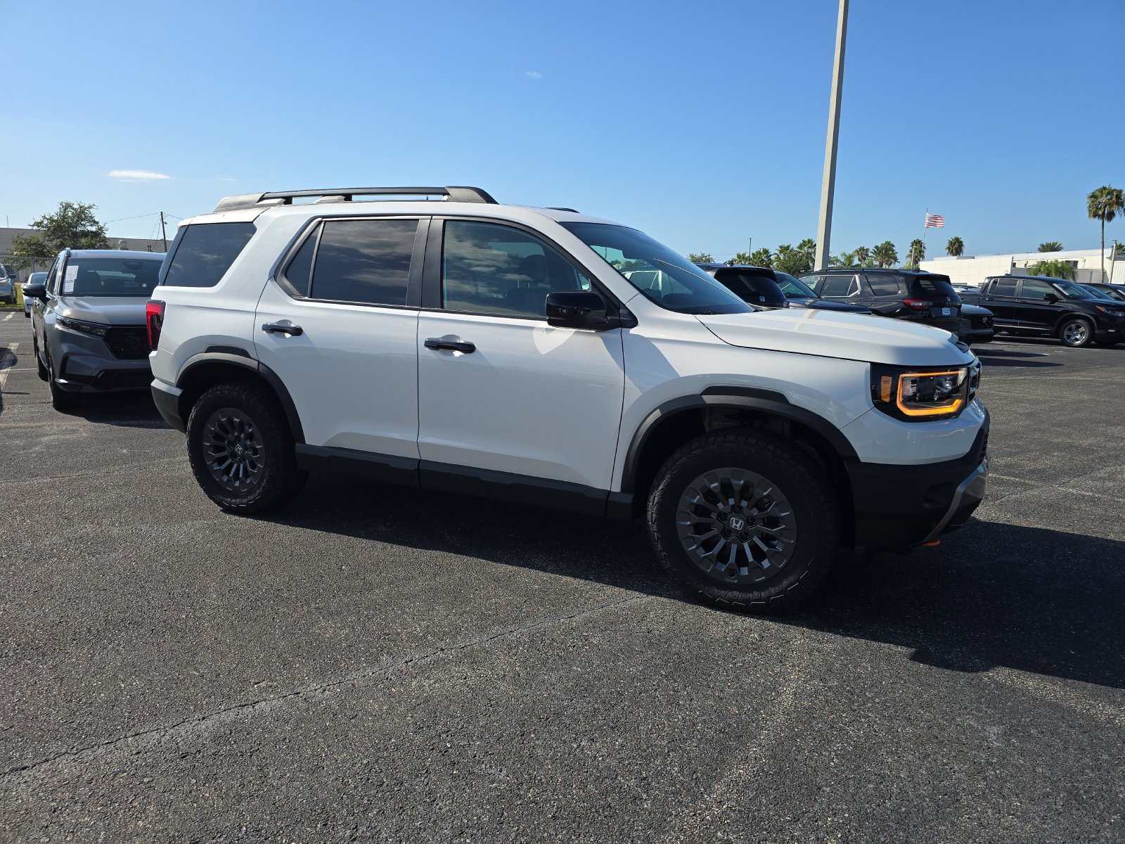 New 2026 Platinum White Pearl Honda TrailSport image 2