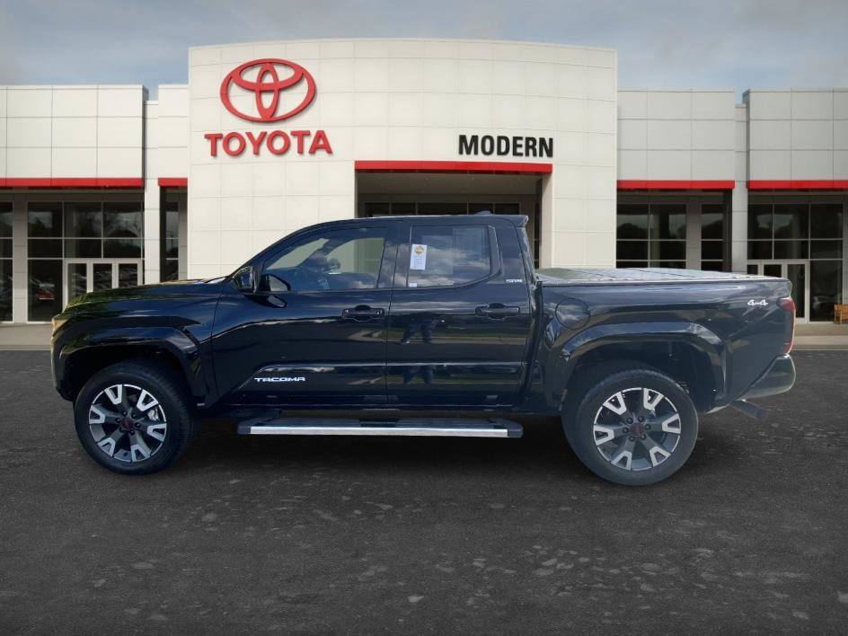 Used 2025 Black Toyota SR5 image 9