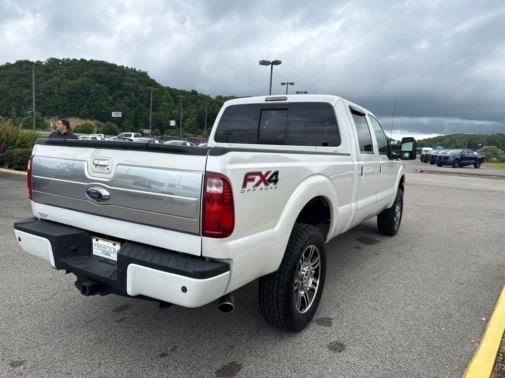 Used 2014 White Platinum Clearcoat Metallic Ford Platinum image 5