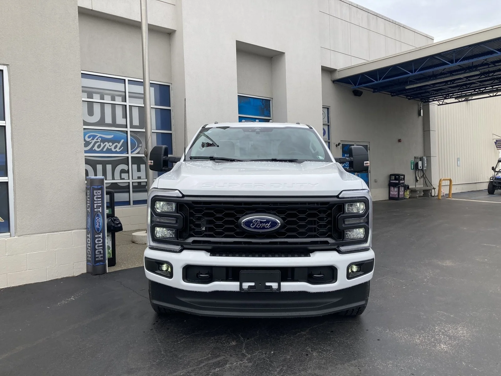 New 2026 Oxford White Ford F-350® XL image 4