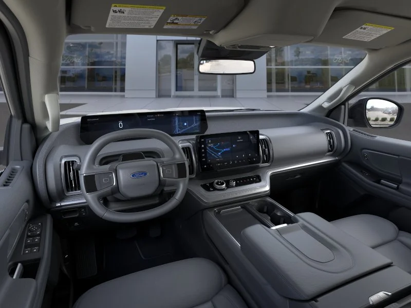 New 2026 Oxford White Ford Active image 9