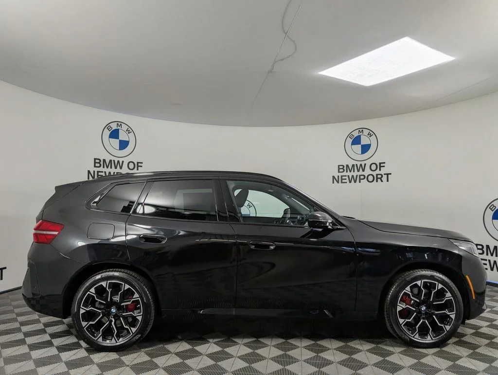 New 2026 Black Sapphire Metallic BMW 30 xDrive image 5