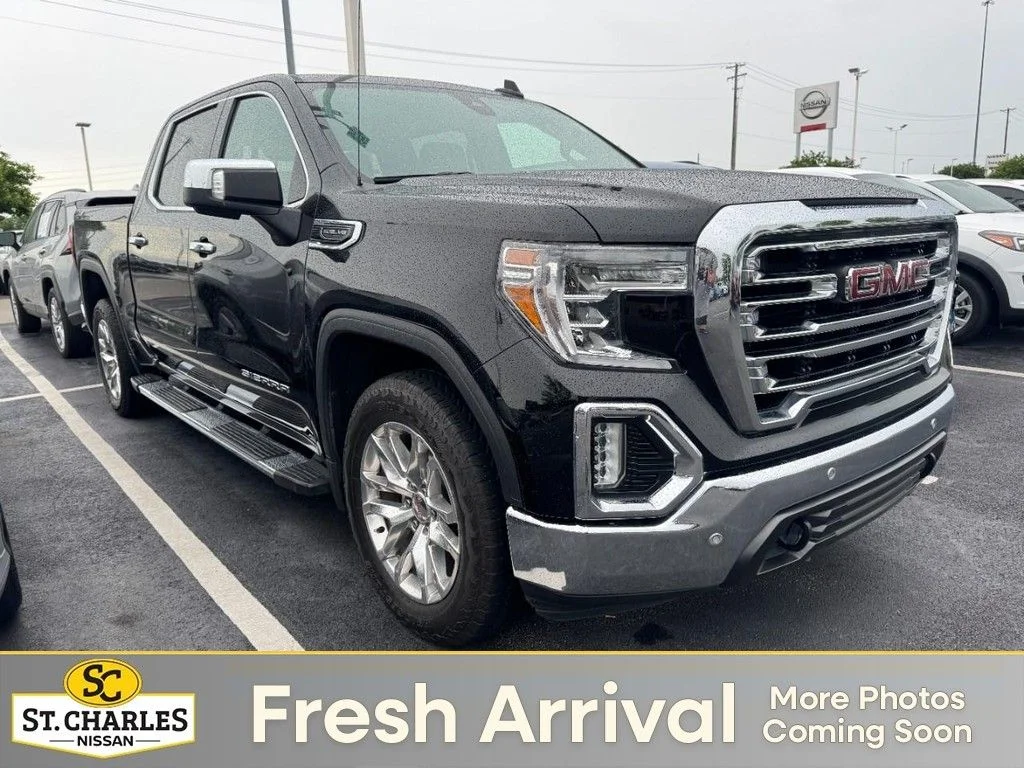 2021 GMC Sierra 4WD Crew Cab Short Box SLT's photo