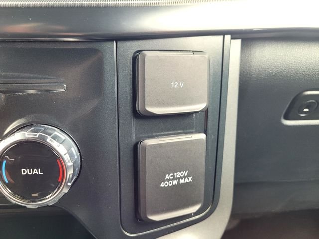 Used 2025 Red Ford Lariat image 18