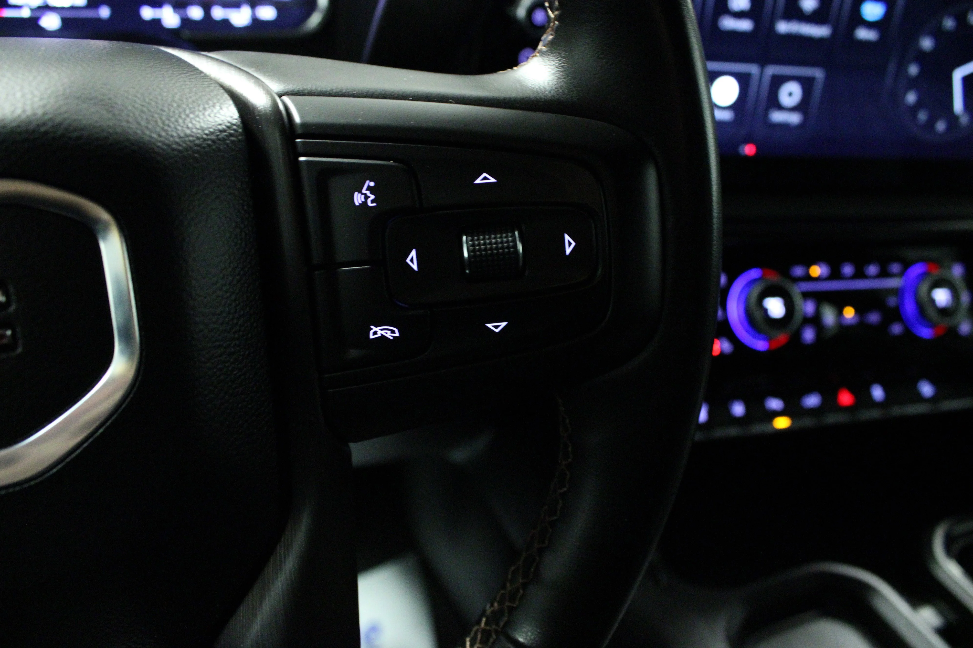 Used 2024 Onyx Black GMC AT4 image 21