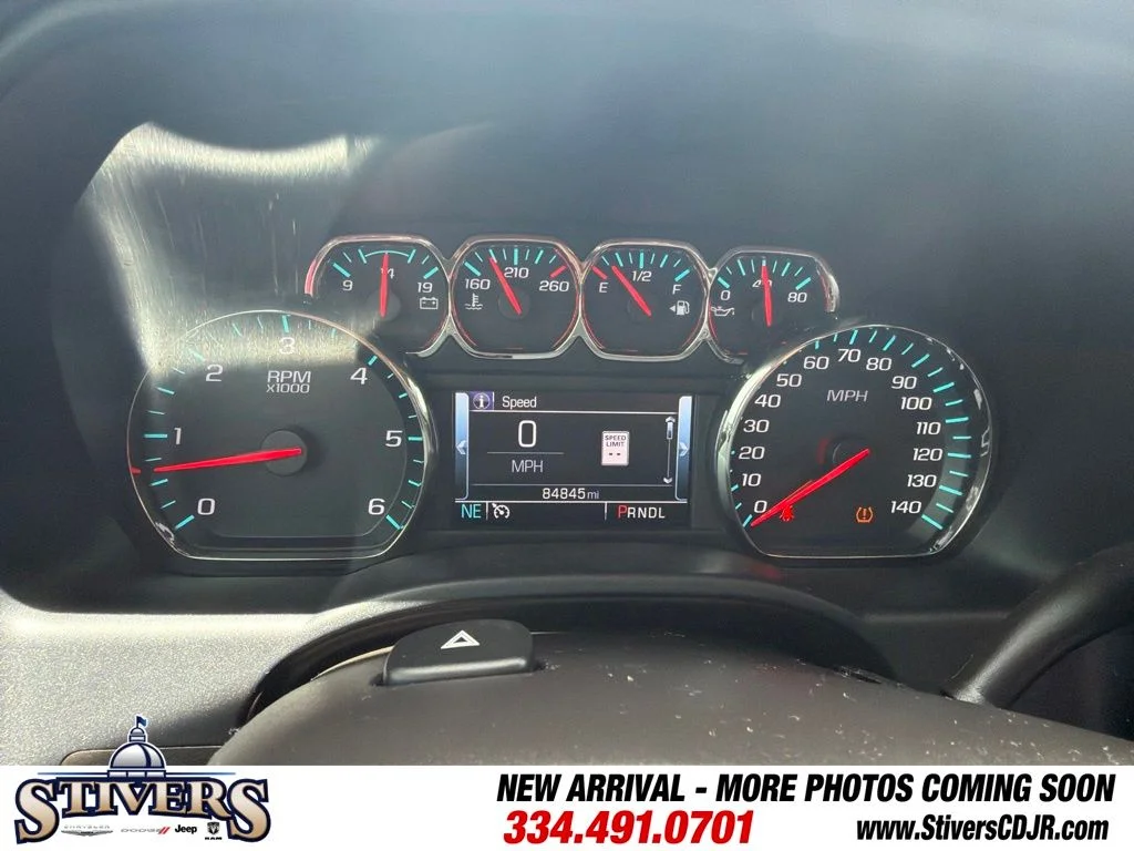 Used 2018 Black GMC SLT image 19