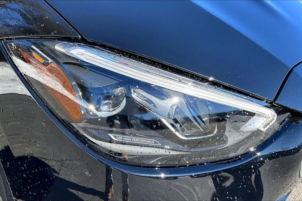 Certified Used 2022 Black Mercedes-Benz C 300 image 31